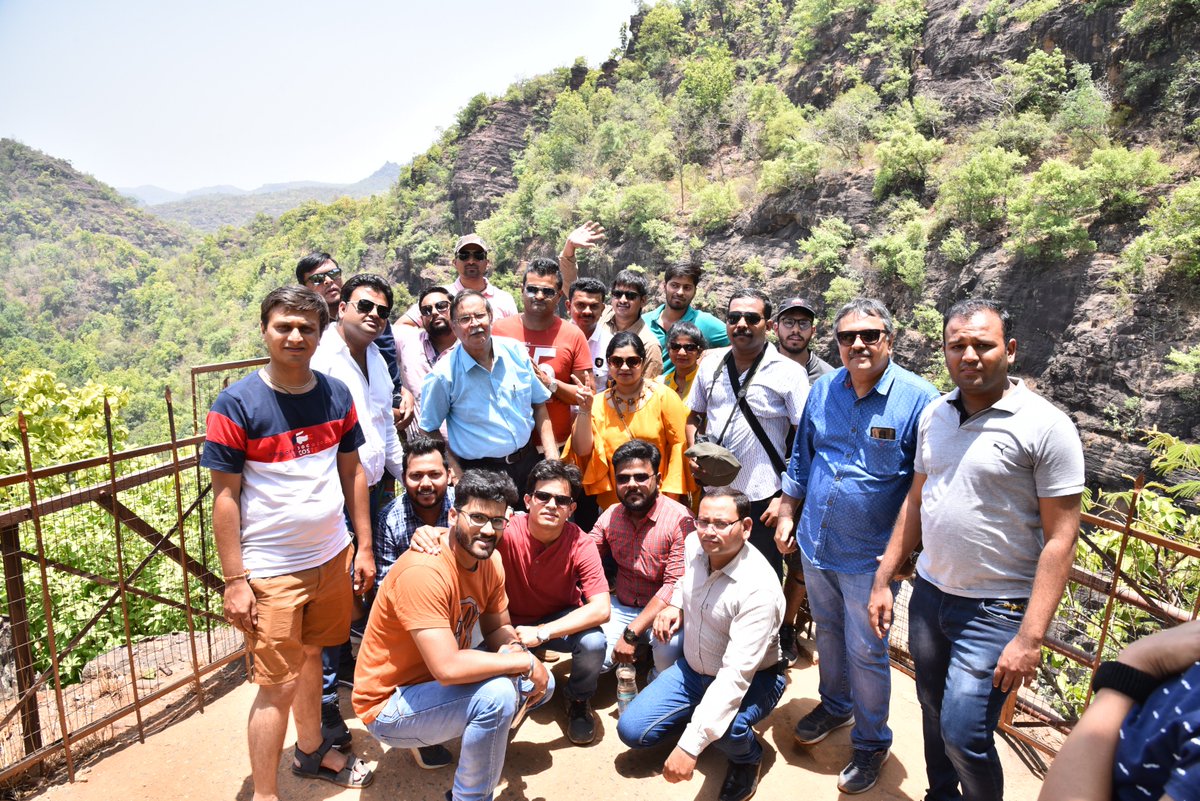 HotelsbyMPT's tweet photo. #GeneralSalesAgent familiarization tour was recently organized for around 30 GSA's with an aim to provide in-depth knowledge about MPSTDC properties & its functionalities.The Fam Tour was concluded at #MintoHall,Bhopal.The event turned out to be a huge success for @MPSTDCofficial https://t.co/Ho0Y9WKOMf