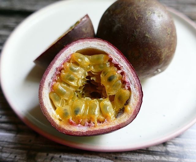 MemoizePerfume's tweet photo. Exotic passion fruit adds a summery fruity twist to Humanitas, our fourth perfume in the Light Range. Have you tried it yet?
#memoizelondon #memoizeperfume #humanitas #lightrange #heavenlyvirtues #perfumenotes #passionfruit #summerfragrance #summerperfume https://t.co/TAwWuov1F7 https://t.co/4VAcb0IlGz