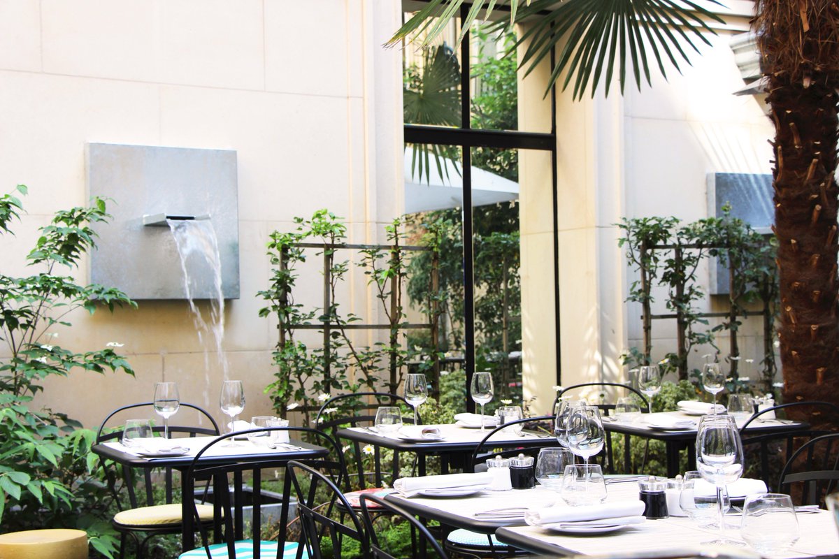 Pour bien commencer la semaine, un havre de fraîcheur au coeur de Paris !
Restaurant Blossom, 11 bis rue Boissy d'Anglas, paris 8

#Restaurant #Canicule #caniculaire #MondayMotivaton #MondayMood