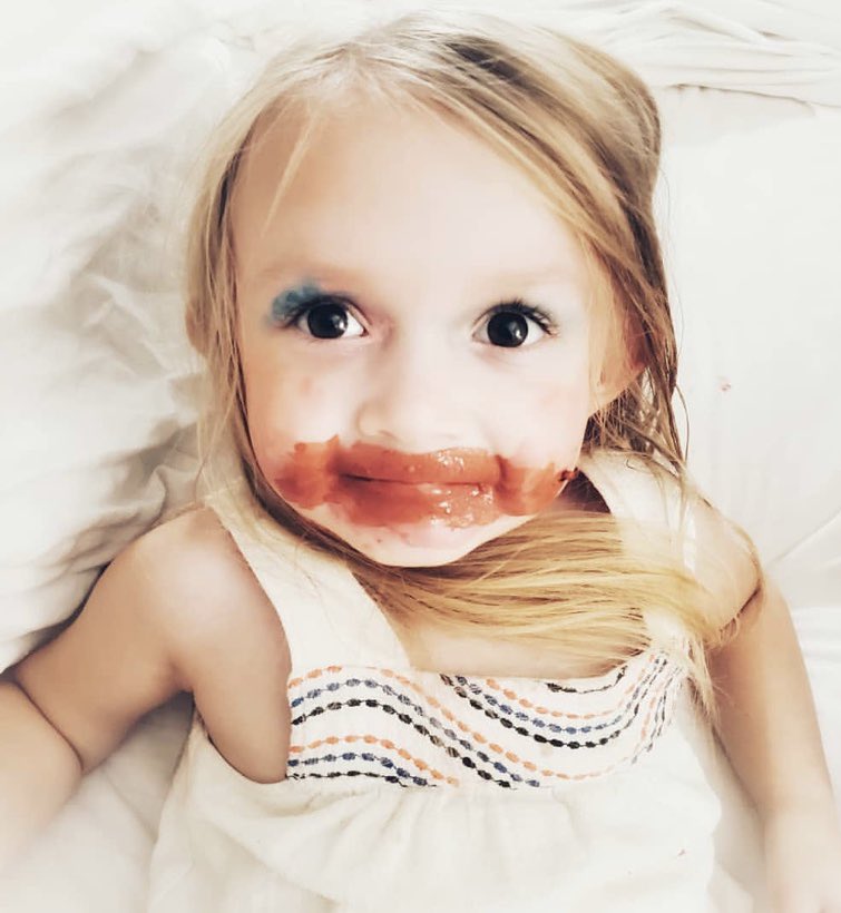 kearalachelle's tweet photo. When your toddler is being waaaaaaaaay too quiet, and you see this when you check in on her. 🤦🏻‍♀️ how does she respond? “Mommy, I’m a movie star!” She’s my child! I made that! 🙋🏻‍♀️ #averageparentproblems #minime #kids #momlife https://t.co/RKoNcyVon9
