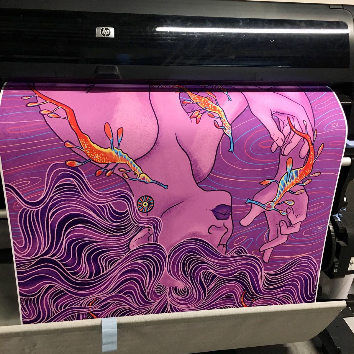 uswprintdesign's tweet photo. Amazing illustrations by our USW Illustration students who had their chosen artwork as postcards and oversized A0 posters, printed with us in-house @uswillustration 👏🏻🤩 #uswillustration #uswprintanddesign #argraffuadyluniopdc #prifysgoldecymru #universityofsouthwales https://t.co/fqdOjhxeQr