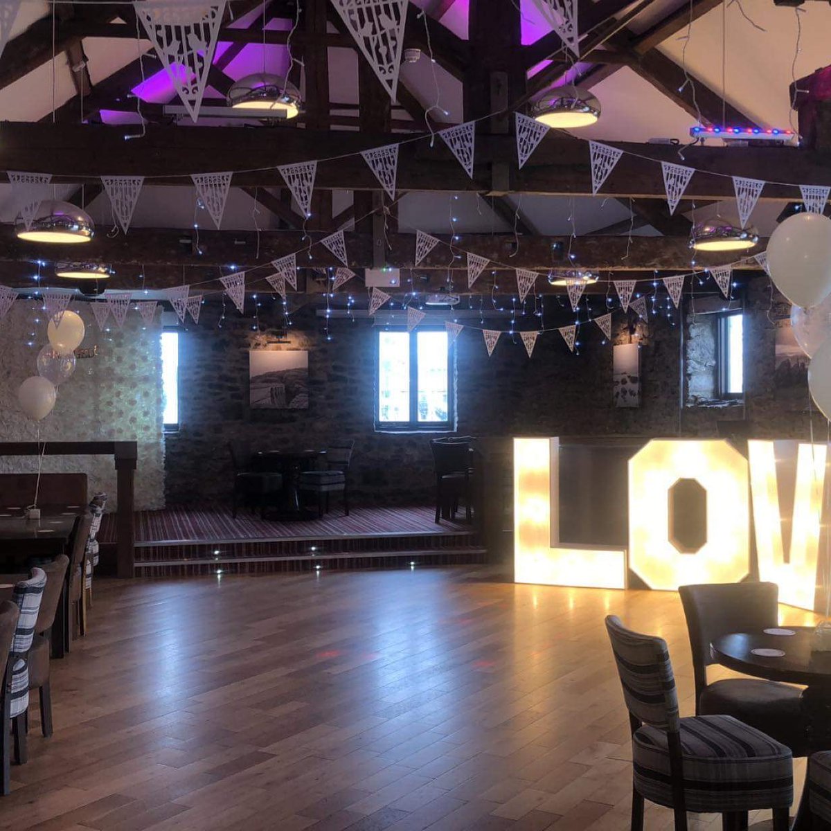 Lovely engagement party decorated by Simply celebrations 
#Engagementparty #Theloft #Congratulations #Simplycelebrationssw #Flowerwall