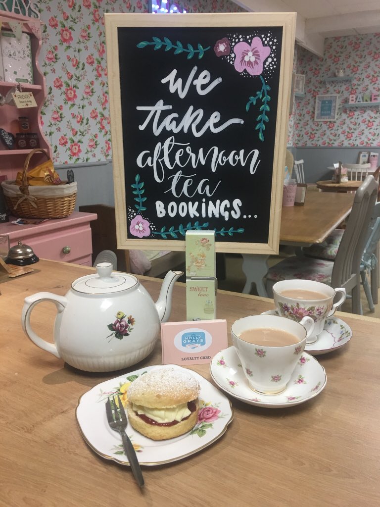 MollyGrays's tweet photo. We take advance booking for afternoon tea. Message us for more info! Or pop in today and book yours @ 🍰🍰🍰♥️♥️♥️
Emporium M33 #saletown https://t.co/trpBWRWvSQ