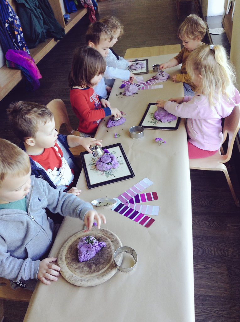 AshbridgeMaxy's tweet photo. Throwback to our lovely lavender scented playdough session. Foxes explored different shades of purple. We also looked at light and dark colours🌸🌷. @NDNAtalk #malleableplay #EYTalking @NDNAtalk #exploringsenses #workingingroups https://t.co/WDB4rftixg