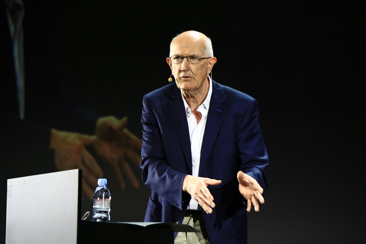 "Si nous ne voulons pas devenir les jouets du passé, réapprenons à compter avec lui, en de nouveaux termes bien entendu" - Marcel Gauchet #USI2019 #robespierre #philosophe