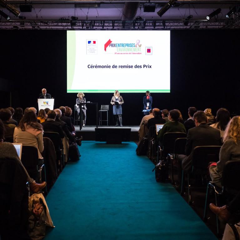 PrixEE2021's tweet photo. 30 ans de @PrixEE2019 
3100 candidats
211 lauréats @Min_Ecologie @ademe
15 lauréats European Business Awards for the Environment @EU_Commission
CANDIDATEZ !
https://t.co/XNfStaH5Ew
#biodiversité #economiecirculaire #innovation #réparabilité #durabilité #entreprises #environnement https://t.co/hKaAO4wEl2