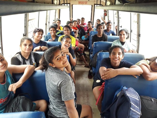 JaspritSingh09's tweet image. While the country was hooked to cricket, 26 Indian women, including housewives, working mothers and some who had left their job, created history for 🇮🇳 on the rugby field

Here&apos;s their story from the field, and off it -&amp;gt; toi.in/FxBv-Z/a24gk

#Rugby