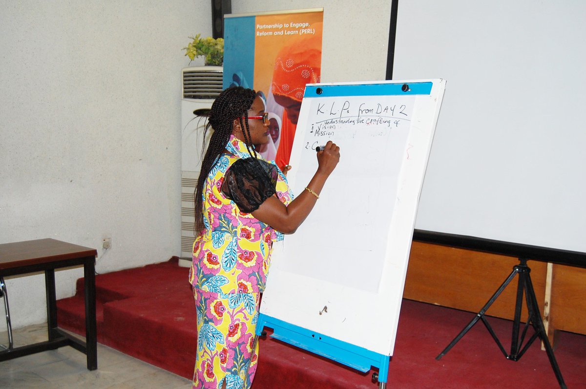 kadunaohos's tweet photo. Still on Strengthening the Capacity of State Committe on CP and Reforms for RDOs to scale up additional MDAs in Kaduna State. Yetunde Abantan reviewig the key learnig points. @DFIDNigeria @perlnigeria https://t.co/BAr15kVd5Y
