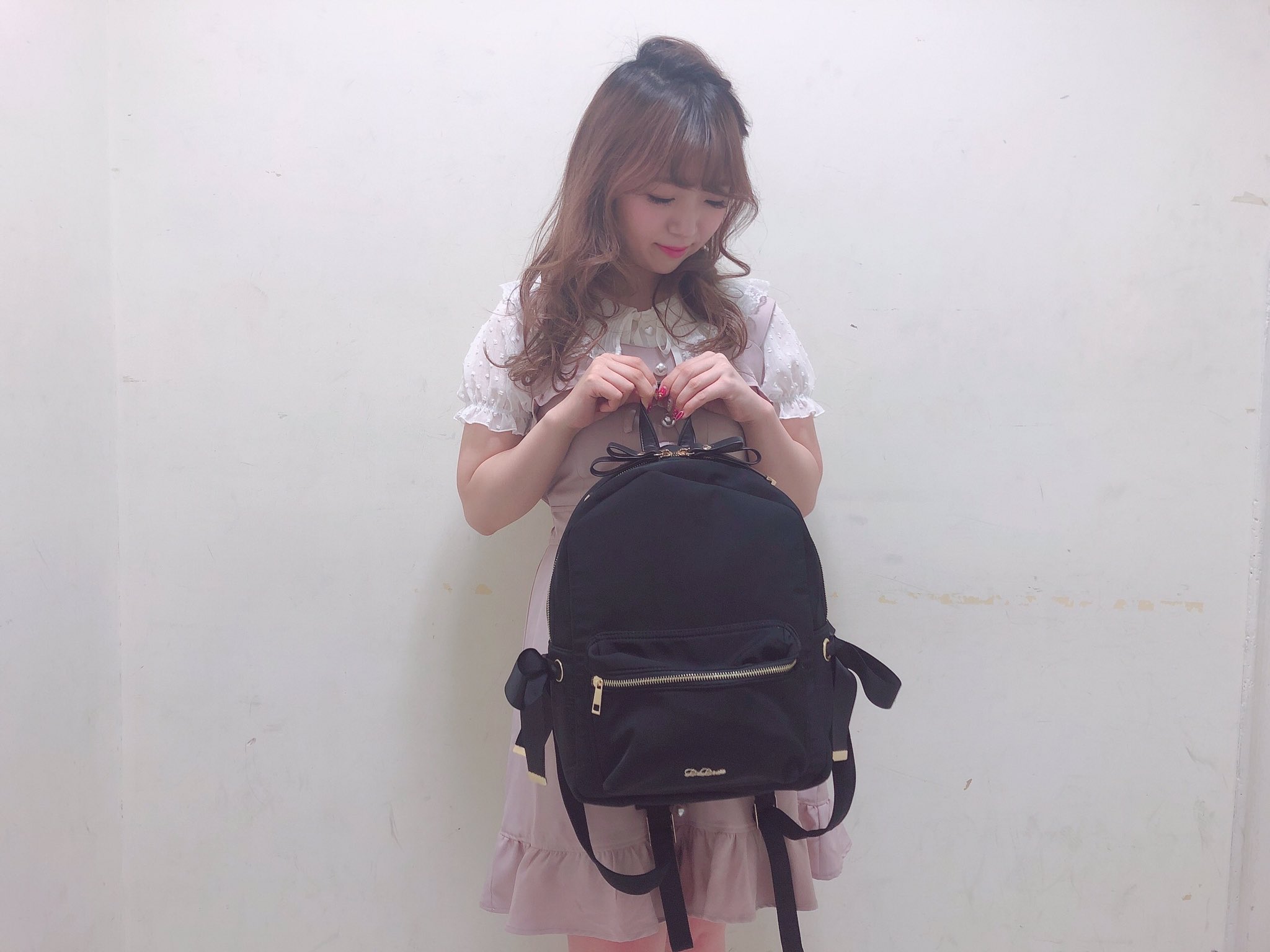 【美品】LIZLISA リズリサ A4対応 フリルストラップリュック ブラック LIZ 手堅く LISA]リズリサ バックパック リュック ボーダー