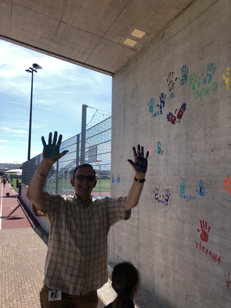 RelateTivity's tweet photo. Leaving our Mark! #endingwell @GWASinnovation @GWASwitzerland @JamesDalziel1 https://t.co/9JmoOjEebf