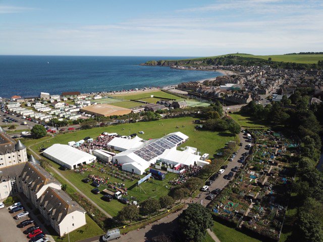 midsummerbeer's tweet photo. It was a record breaking weekend for the 10th anniversary of the Midsummer Beer Happening with 6,000 attendees and a massive £52,000 raised for local causes!

Read the full round up here: https://t.co/dwCa4wdXb7 https://t.co/M842pvB7Tl