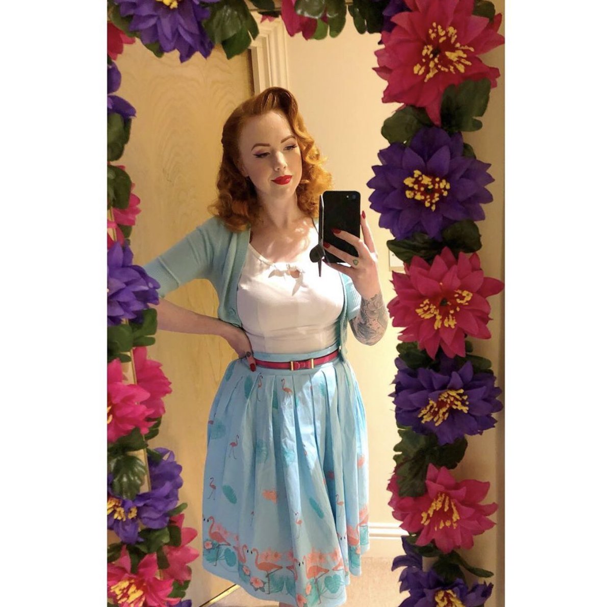 Going My Way Skirt 💞✨
📸 Lady Lovelea Hair
bannedretro.com/going-my-way-s…