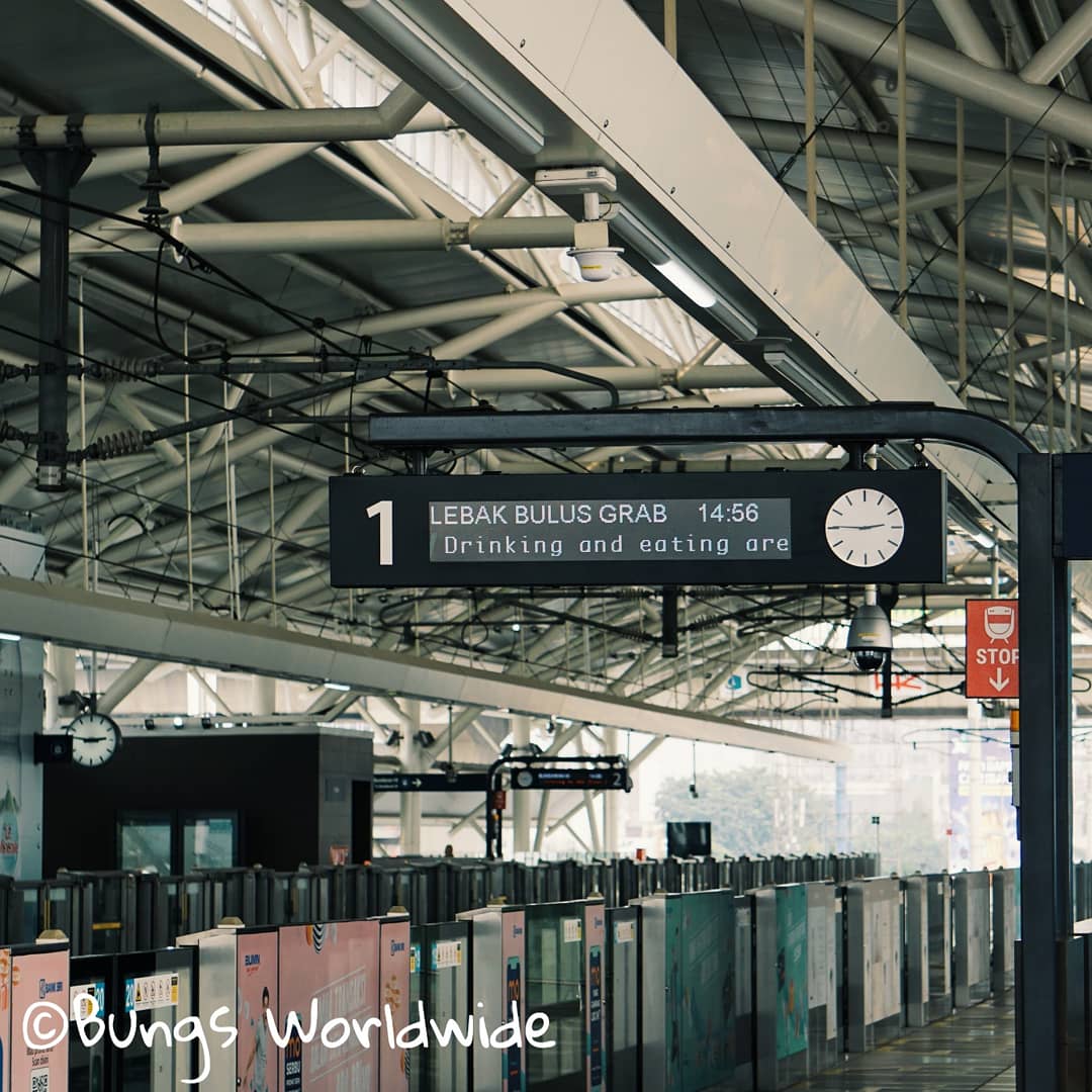 Moda transportasi apapun itu bentuknya adalah berkah untuk negeri....salah satunya ya MRT

#mrtjakarta #BungsWorldwide