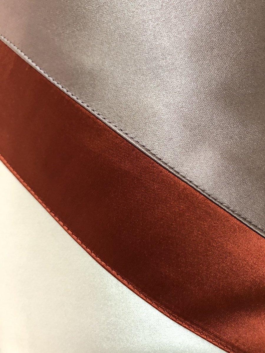 PaulaGowar's tweet image. Been doing some precise cushion sewing recently using Designers Guild Tiber colours #interiors #interiordesign #balancedesign