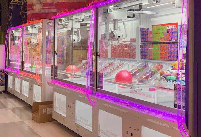 UFOキャッチャー　クレーンゲーム　パーツ　部品　まとめ売り　収納ケース付き D90RamLU8AAwE1k?format=webp&