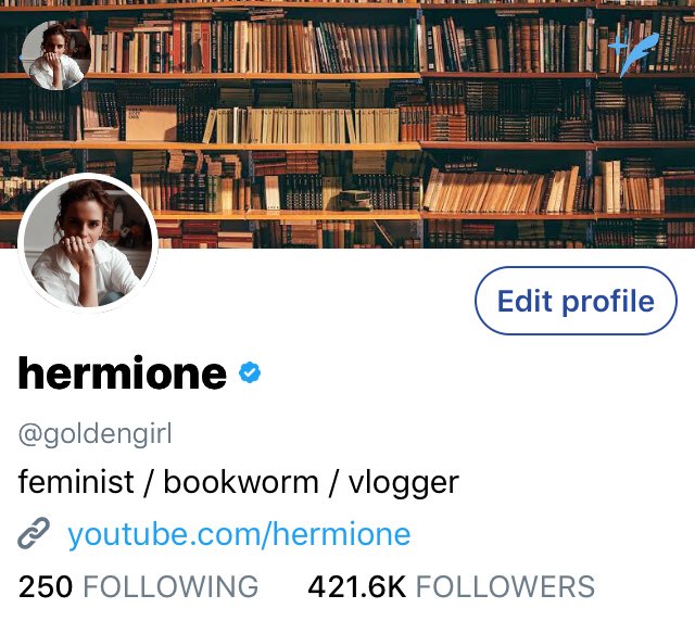 nottcracker's tweet photo. — Seven Days —

a modern dramione au where draco malfoy is a singer-songwriter and hermione granger is a vlogger. hermione transfers to hogwarts university. little does she know that’s where an old “friend” is at.

will the past catch up or will it stay hidden and buried? https://t.co/2qtqihUAAM
