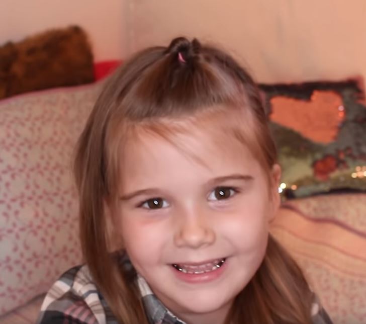 If you have the time today, get swabbed to see if you're a match to donate stem cells to 5-year-old Hillary, who has aplastic anemia, a rare and fatal blood disease: youtube.com/watch?v=sIXVyN… 

Original story from @ctvottawa: ottawa.ctvnews.ca/urgent-appeal-…  #ottnews #StartWithHillary