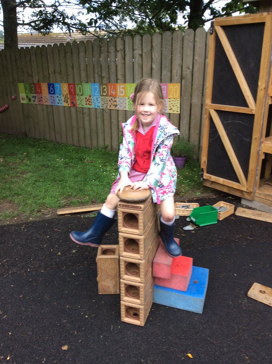 PenrynYrN's tweet photo. Building an aeroplane to fly away on holiday. https://t.co/uVf2iIJ5rJ