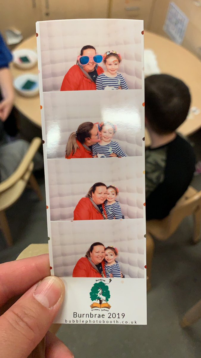michell78584990's tweet photo. @BurnbraeEarly Thank for a lovely morning. Myself and Isla has fun in the photo booth.   
Can’t believe this is Isla’s last week. She has enjoyed every minute of her time at nursery and made lots of new friends. Thank you once again to the incredible teachers. Xx https://t.co/DfGYksoIAu