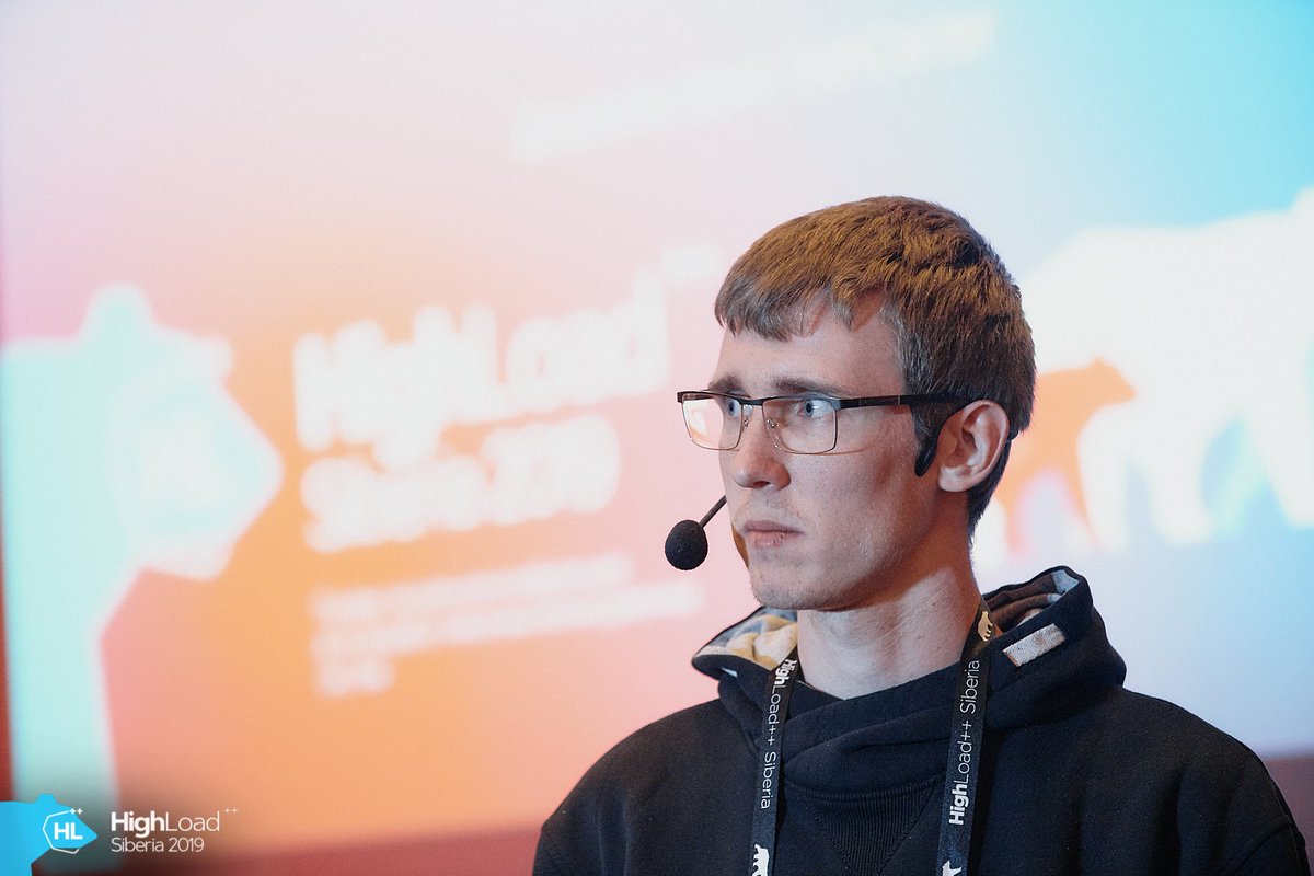 HighLoadConf's tweet photo. Антон Батяев (Deutsche Bank TechCentre) рассказал почему они быстро считают в банке и объяснил, почему для этого нужен грид на 15К CPU и как оптимально загрузить его расчетами. 

#HLSiberia2019 https://t.co/uqUdmkzCk1