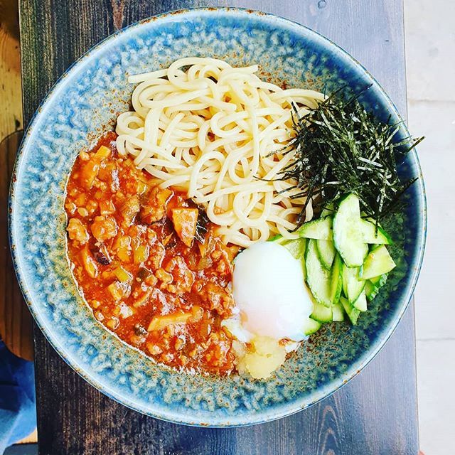 New dish for summer!!! Chilled noodles with hot, slightly sweet/slightly spicy pork mince, shiitake, baby bamboo, soft egg, cucumber and toasted seaweed. It's called, JA JA MEN!! bit.ly/2NnljxF