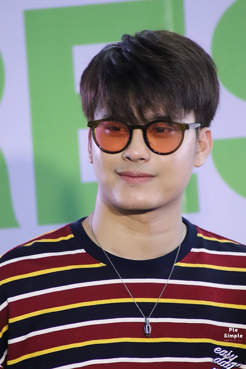 ple__simple's tweet photo. สายตา & รอยยิ้ม จะหวานไปไหน 😊💙🐜🐜
#PerfectRest
#RobinsonLifeStyleKanchanaburi
#nonttanont
#nontfam
#tanont916
#nontfamphoto
#ple_simple_gallely
@ Robinson Life Style | Kanchanaburi
🗒22/6/2019 https://t.co/UFV1BU4WXS