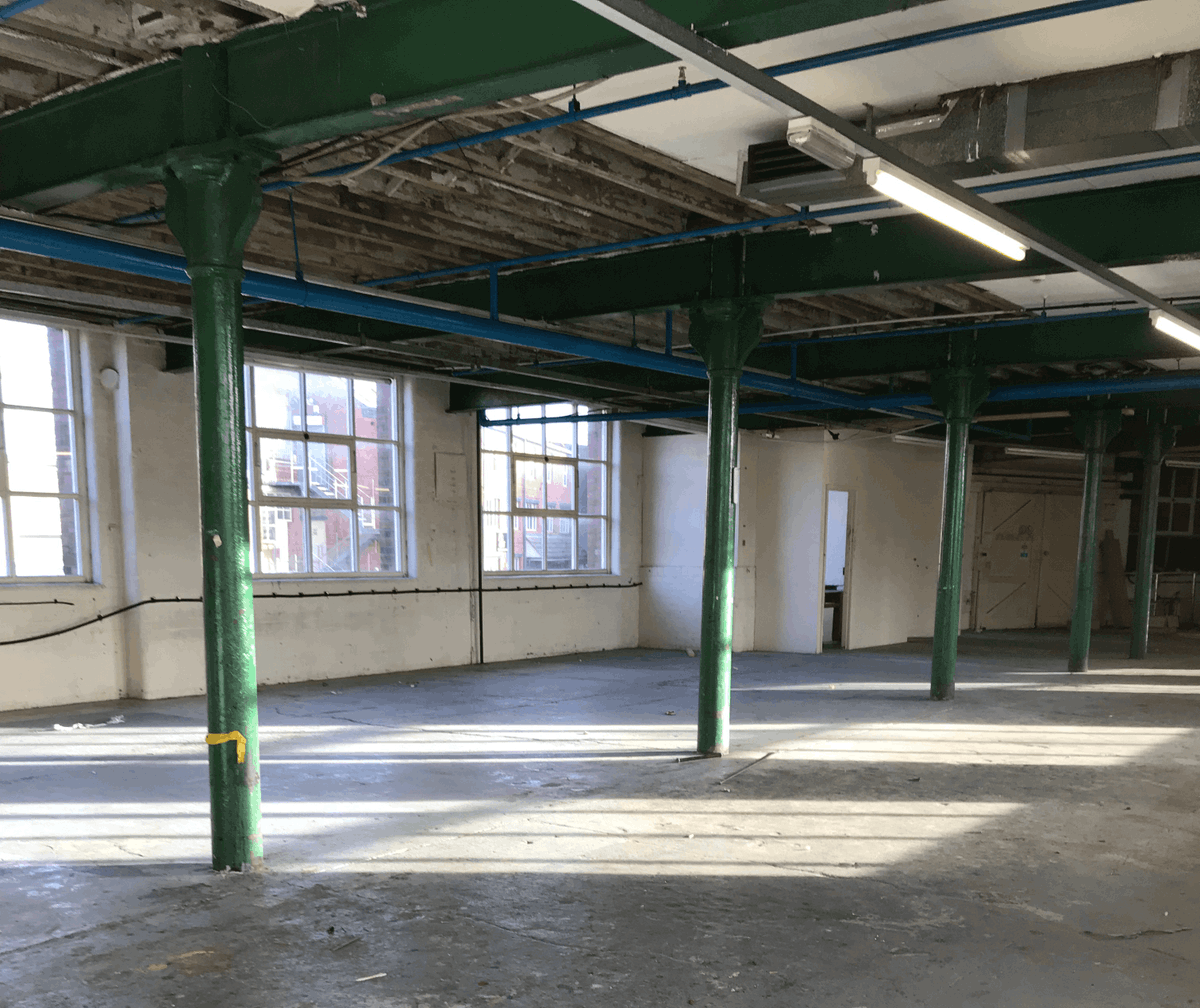 YSDS_UK's tweet photo. Our brand-new offices are shaping up!

We’re excited to be in our new space in #Armley and are looking forward to servicing even more customers with our 4,400sft space!

#YSDS #Growth #NewSpace https://t.co/JFsbDldL77