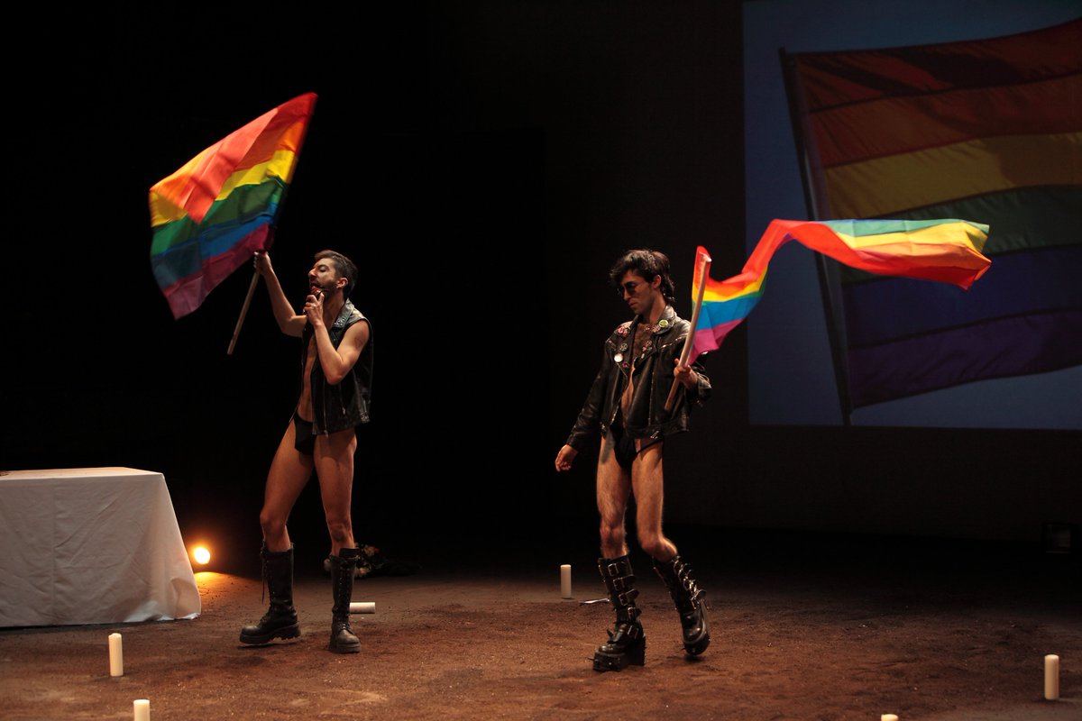 nave_73's tweet photo. Hoy a las 20:30h arrancamos un nuevo Ciclo #IGUALES con #Porkulo 'la historia de cómo el capitalismo consiguió castrar analmente al hombre heterosexual'. de la compañía sevillana @mortificart ¡Te esperamos!
#teatro #LGTBIQ #LGTB #Orgullo2019 #MadridOrgullo2019 https://t.co/AL20LqwAee