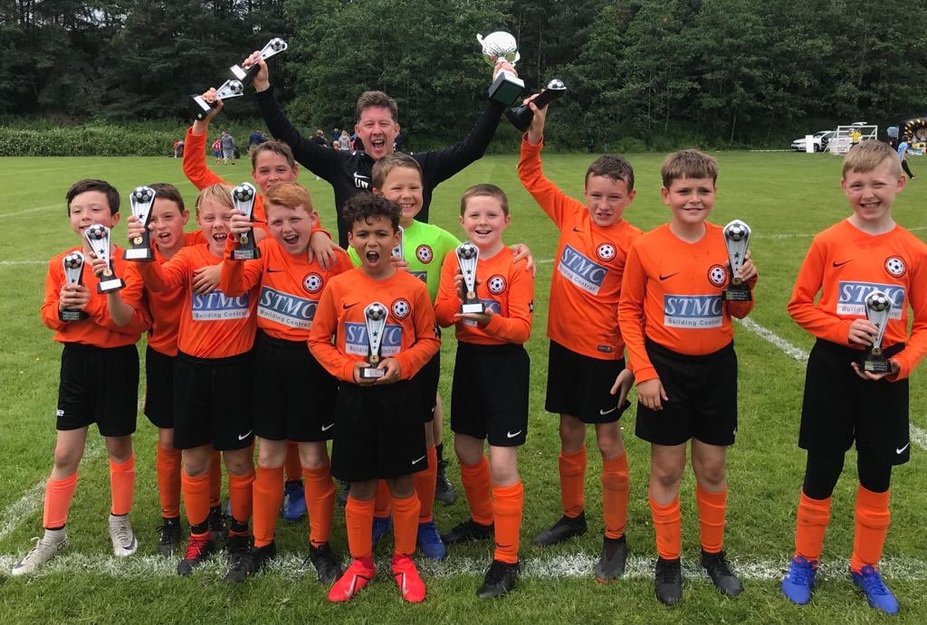 Decwal's tweet photo. Excellent tournament @Hollingworthjrs yesterday. Well run,  great standard and all played in the right spirit. Many thanks to @AndyBasterfield from @urmstonmeds Galaxy. 👏⚽️ https://t.co/bQASEHCZy6