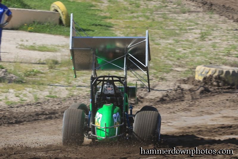 DustinPurdy83's tweet photo. Some photos at the @UR_Speedway from the #ColeCup @ESSprints Thank you #HammerdownPhotos @1mower https://t.co/dgqFMKbeN5