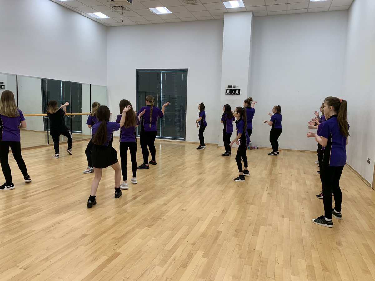 BGUsGirls's tweet photo. Great start to our @DanceUDOIT summer term engagement sessions with @ebbwfawr @EFLC_PE in preparation for our summer holiday satellite clubs! Thanks Brogan and well done girls 💃 #CommunityProvision https://t.co/hf9R27lvC2