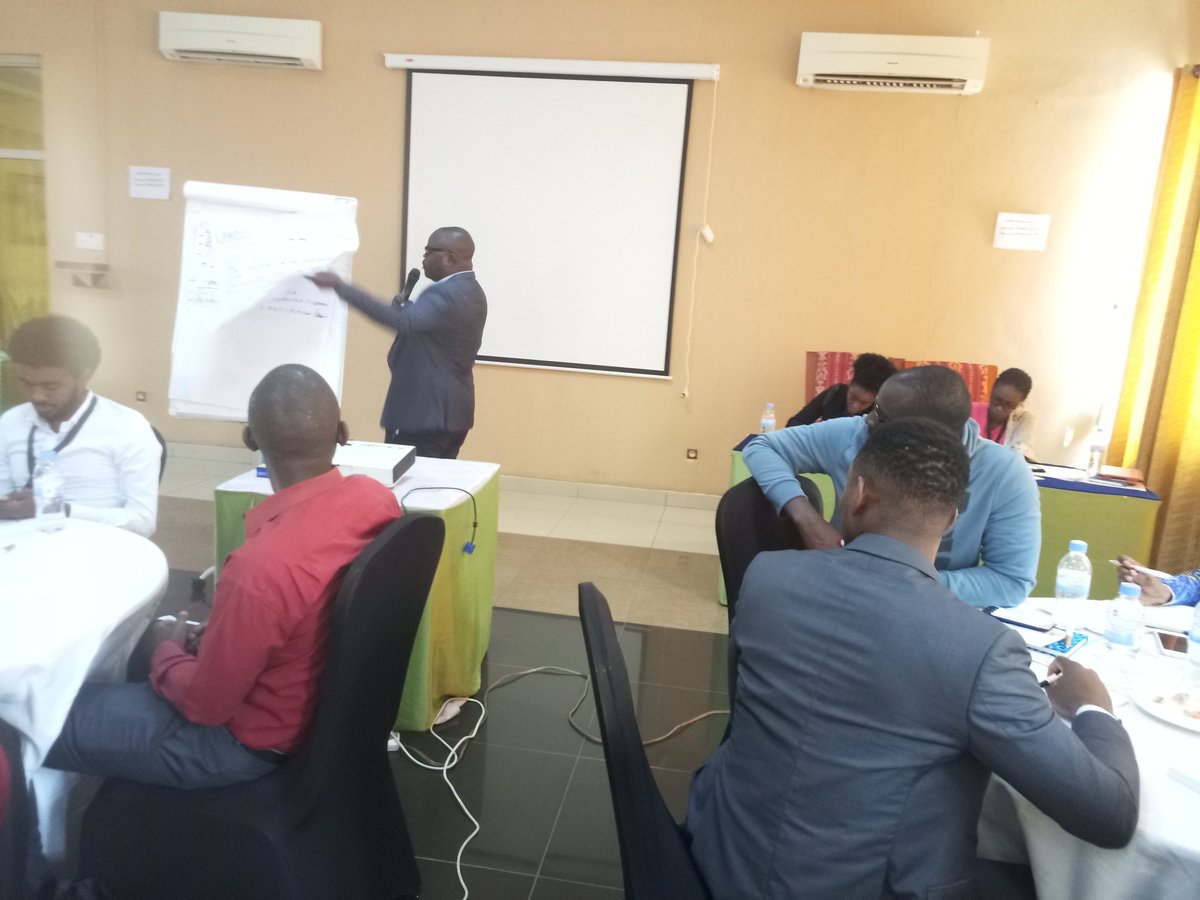SafiatouNana's tweet photo. Q3: what are some of the challenges you or other youth encounter while trying to establish programs that promote
#GoodGovernance ?
#MWFCon19 #MandelaFellows #MWFAccountability #RABEA2018 @USAIDAfrica
@presidencebf @ecowas_cedeao @USAIDWestAfrica @USEmbassyOuaga @WashFellowship https://t.co/ZmMGsnX1MW