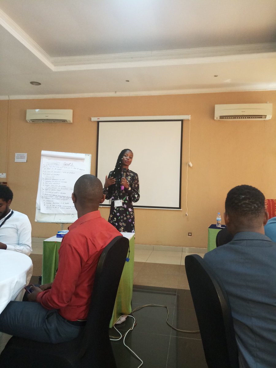 SafiatouNana's tweet photo. Q4: what programs/projects can we run in local communities to promote
#GoodGovernance ?
...
#MWFCon19 #MandelaFellows #MWFAccountability #RABEA2018 @USAIDAfrica
@presidencebf @ecowas_cedeao @USAIDWestAfrica @USEmbassyOuaga @WashFellowship @warab18 @OpenGovHub https://t.co/yRbR4pDyFP