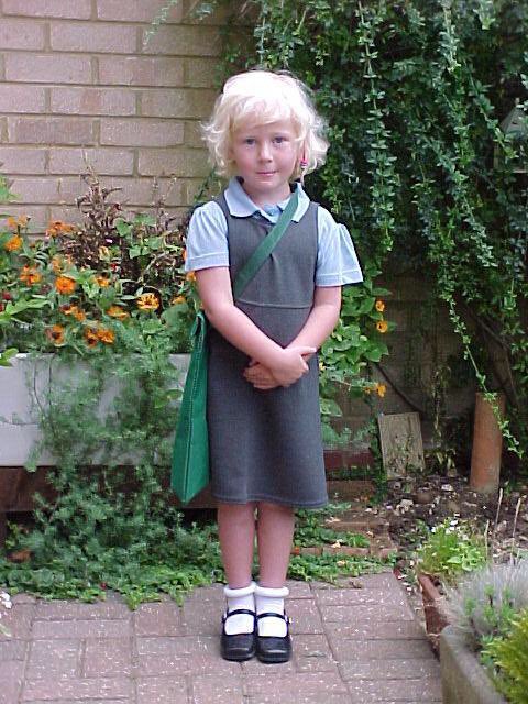 Smiffy8759's tweet photo. Very proud to learn today that this little girl will receive a 1st Class Honours Degree from #UniversityofNottingham when she graduates on 18th July. Well done ⁦@becccasmiff⁩ https://t.co/82v35YDWE4