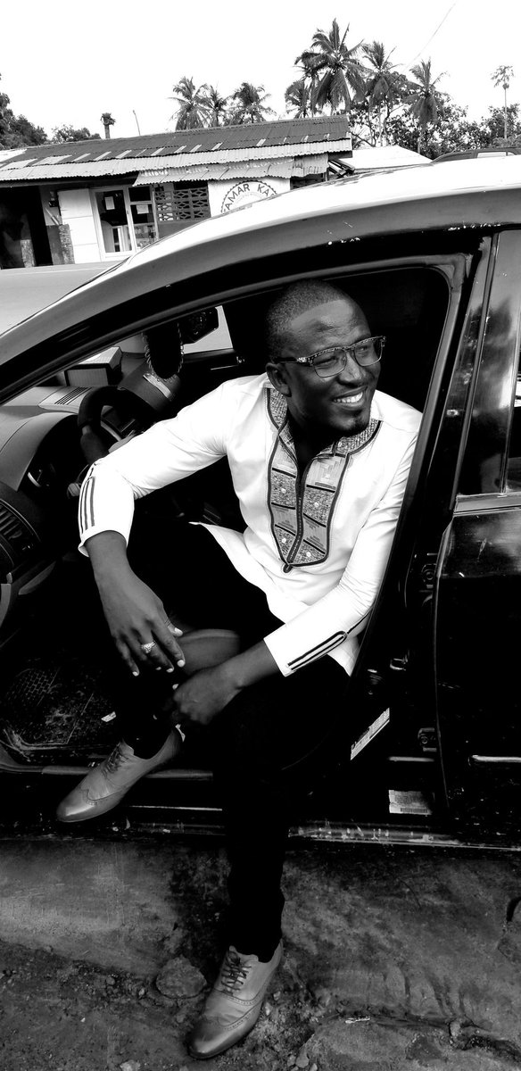 Believe in yourself! Have faith in your abilities! Without a humble and reasonable confidence in your own powers you cannot be successful or happy.
#freehandedgolaboy