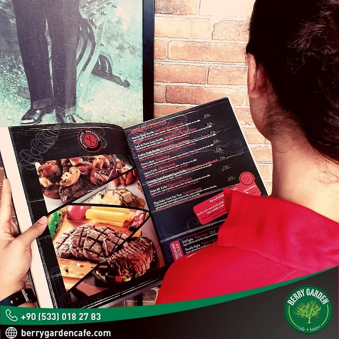 Akşam yemeğinde ne yesek?
Berry Garden'ın lezzetli menüsü sizleri bekliyor 👍
.
.
☎ 0(242) 228 19 66
.
. 
#berrygardencafe #antalya #konyaaltı #cafe #oyun #yemek #bistro #kahve #çay #konyaaltıplajı #konyaaltıkentmeydanı #kafe #coffee #coffeetime #coffeeshop #akşamyemeği