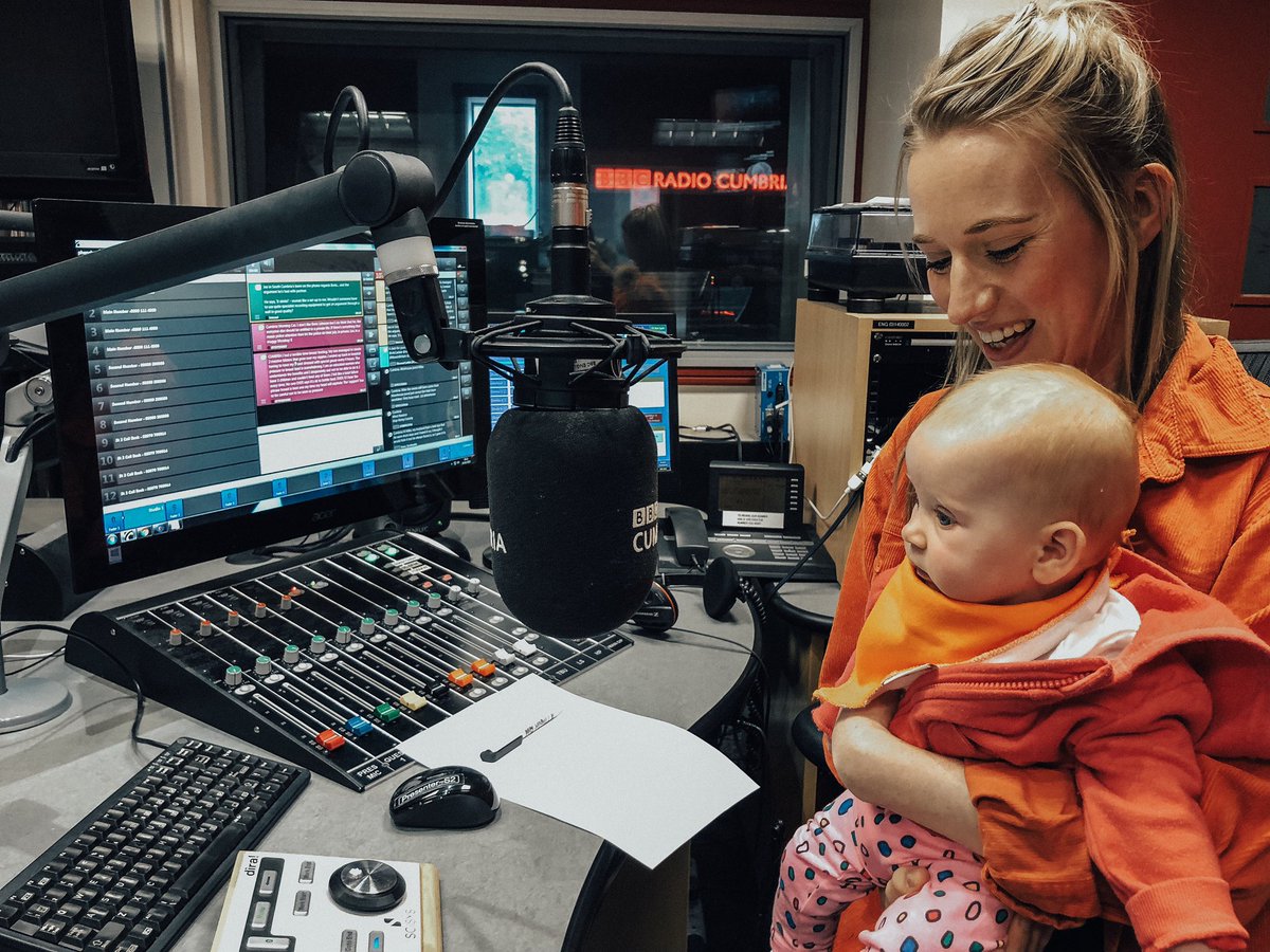 Took the littlest <a href="/weareintro/">Intro</a> intern to <a href="/BBC_Cumbria/">BBC Cumbria</a> to chat to <a href="/carolinerbrtsn/">Caroline Robertson</a> about #breastfeeding... We also managed to coordinate our outfits AND get out the house before 9am. Now that’s a productive start to the week. #normalisebreastfeeding #Cumbria