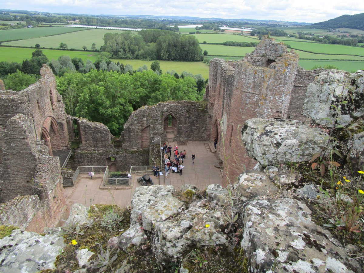 cadwwales's tweet photo. RT @HerefordCS: The sun shone for our Year 7 history trip to Goodrich and Raglan castles last week. It looks like everyone enjoyed stepping back into medieval times. #historyatHCS @EnglishHeritage @cadwwales @HCSHead #HCStrips https://t.co/YDRI4SxaO8