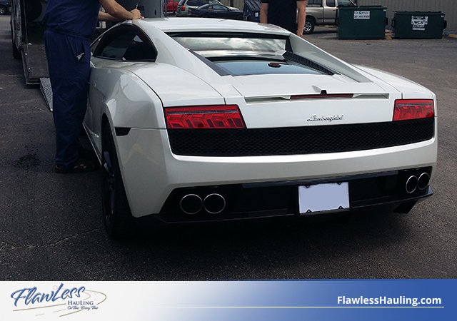 FHauling's tweet photo. #Lamborghini #AutoMovers #CarMovers #VehicleMovers #CarHauling #CarTransport #CarShipping #LuxryCarTransport #FlawlessHauling https://t.co/wkKA11Xc1u