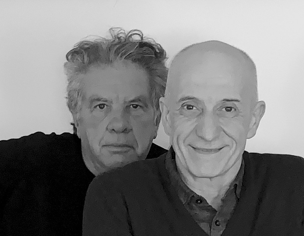 LaMilanesiana's tweet photo. Gli incontri pavesi de #LaMilanesiana2019 di @bettywrong ritornano questa sera: appuntamento alle 21 nella Sala degli affreschi del @colborromeo per "Amore non amore. Poesie e canzoni" con Franco #Marcoaldi, #PeppeServillo e #CristianoCalifano!
Vi aspettiamo a Pavia 🌹 https://t.co/2w9Qup8if2