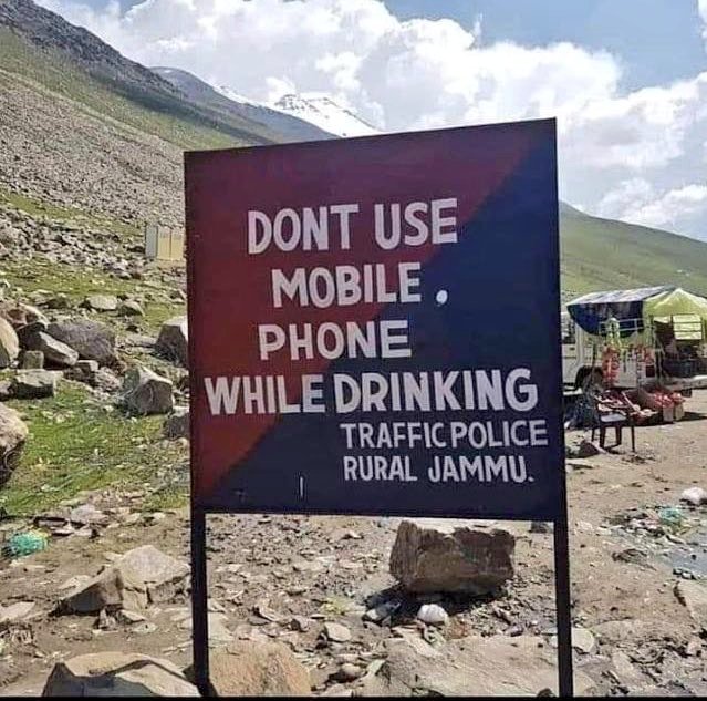 HumorousMuslim's tweet photo. I am guessing that the people reported getting weird text messages over there   ;)

#Textsafely #Safety #Laws #India https://t.co/bJENaU02wz