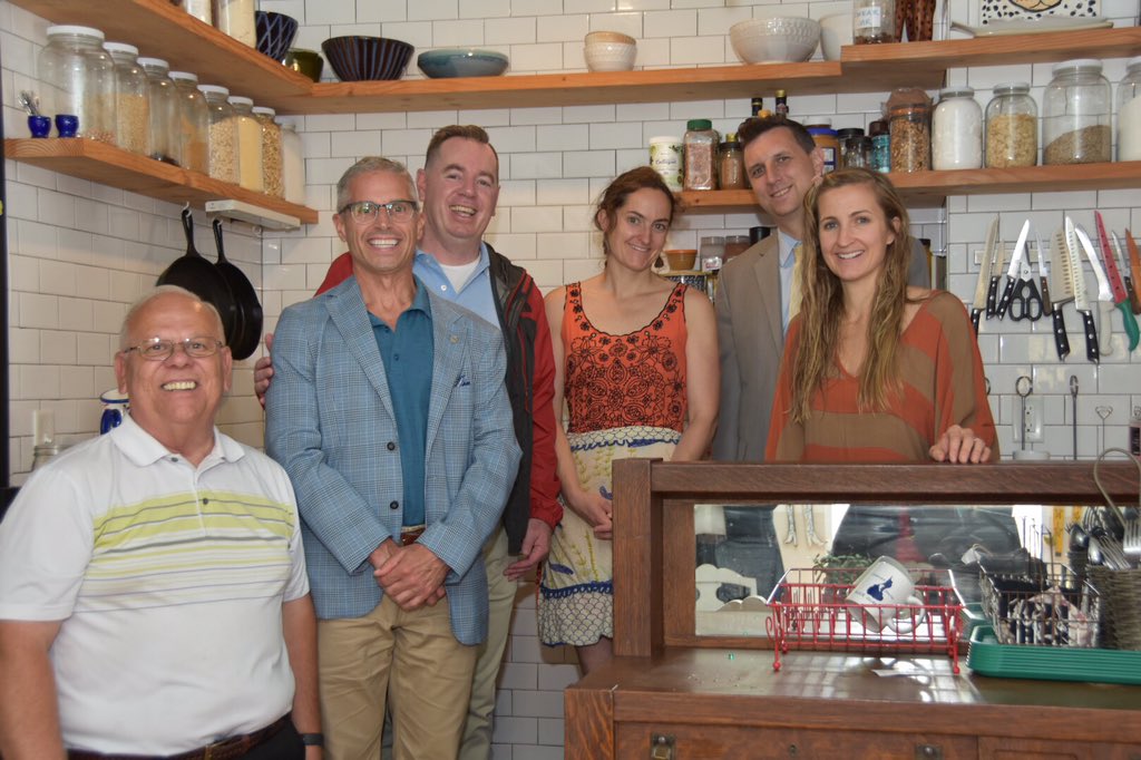 SBA_RhodeIsland's tweet photo. Our last stop brought us to @DARIUSblockisla. This cozy inn is #OwnedAndOperated by sisters, Christy &amp; Becca Zendt. This duo used an SBA-backed loan from @WebsterBank to help grow their #SmallBiz. https://t.co/ISZVXAI7PK