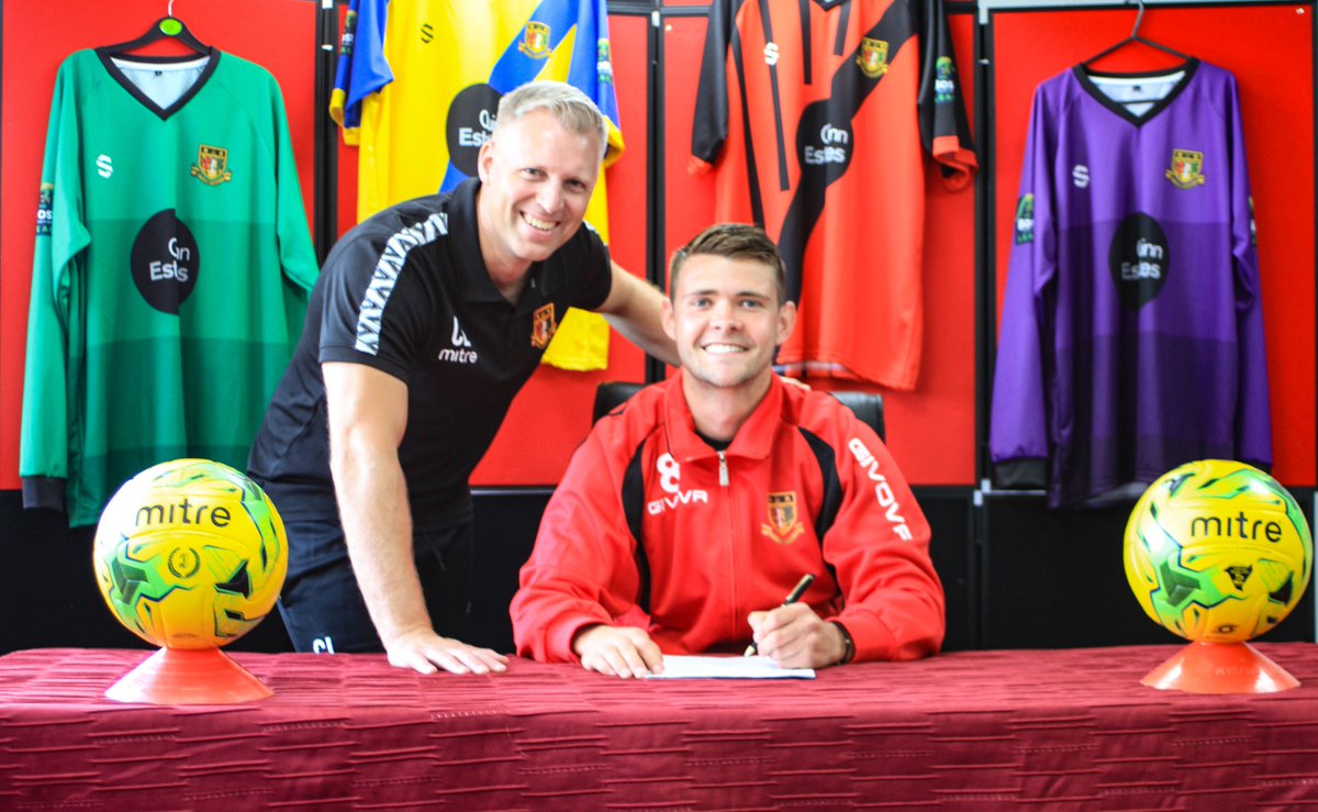 SittingbourneFC's tweet photo. Our captain Chris Webber signs on for another season https://t.co/68xwhijd8h