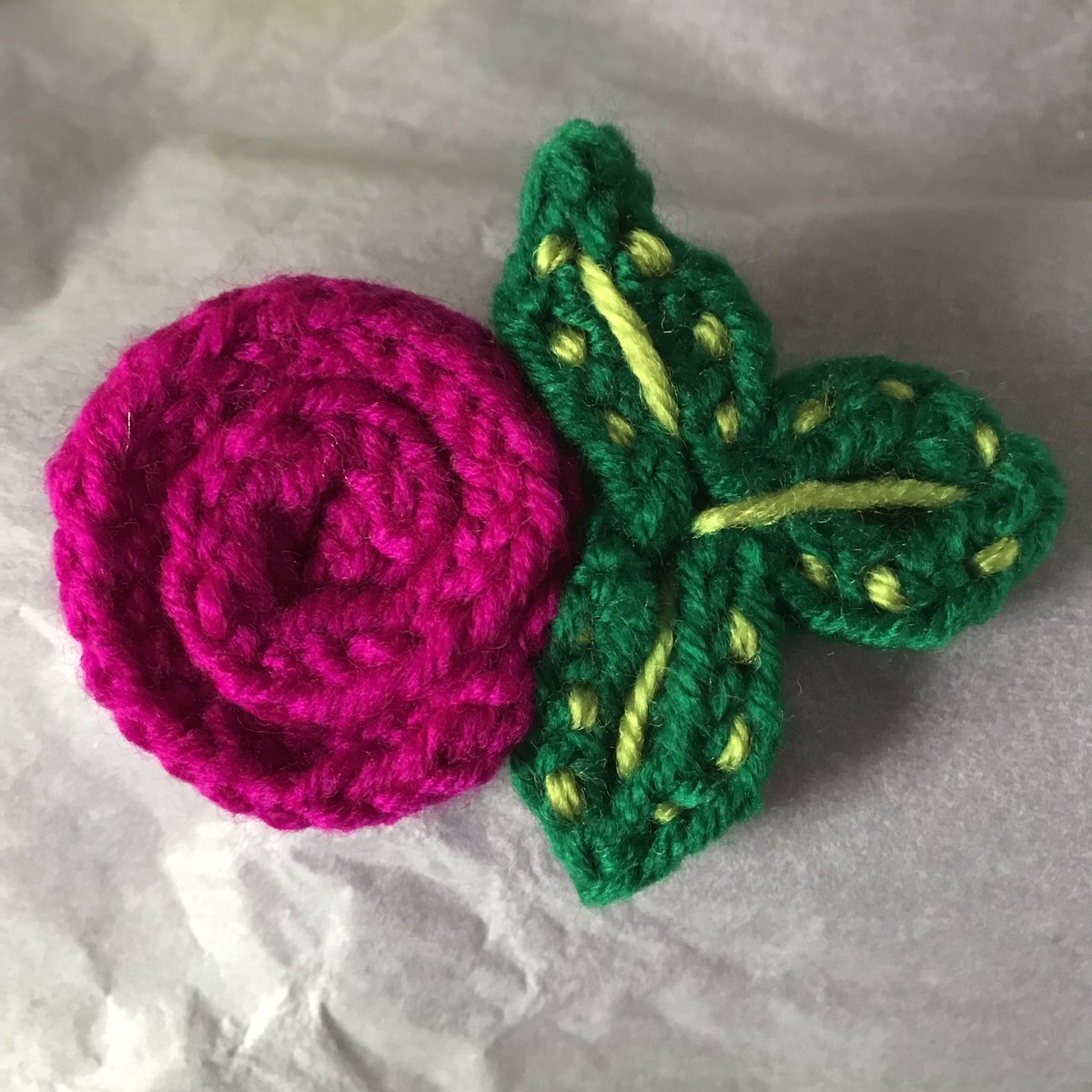 ArtySmartyCWAC's tweet photo. Spool knit rose 🌹 #knitting #handmade #etsy #wool #flowers #nature #craft #MondayMotivaton #mondaycreation #madebyme https://t.co/LUAUK2Hlc0
