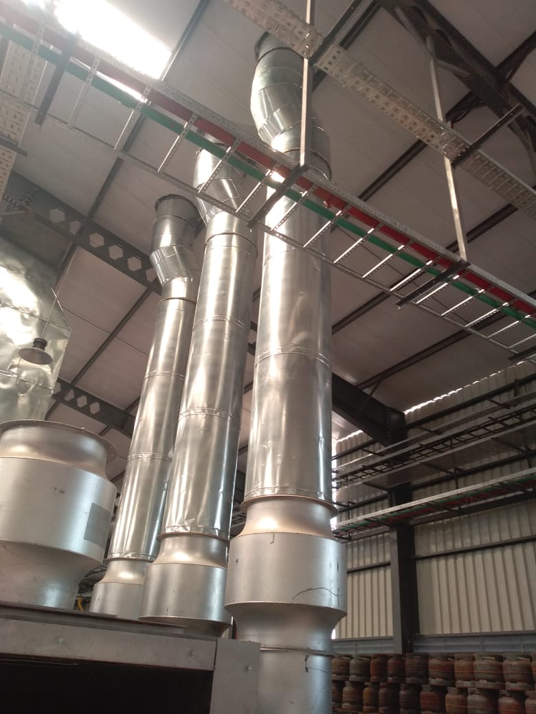 tridentplumber's tweet photo. Neatly done equipment Ventilation ducts at Surge Energy 🛠🔧😃

#QualityIsOurPriority
#hvac #ventilation #TwendeMbaliPamoja #IStandWithGithongo https://t.co/pkNg7gvJNJ