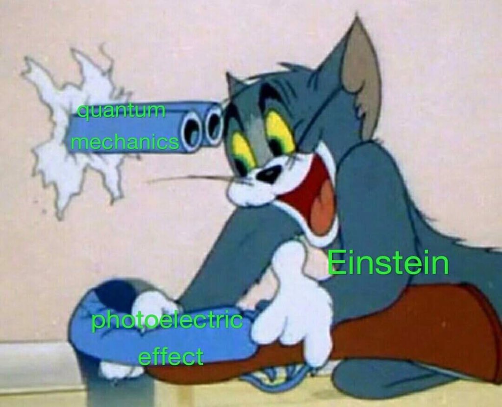 memecrashes's tweet photo. Shit happens you know 😂😂

(Submitted by @a7mednejm) https://t.co/BafNVgjhPc