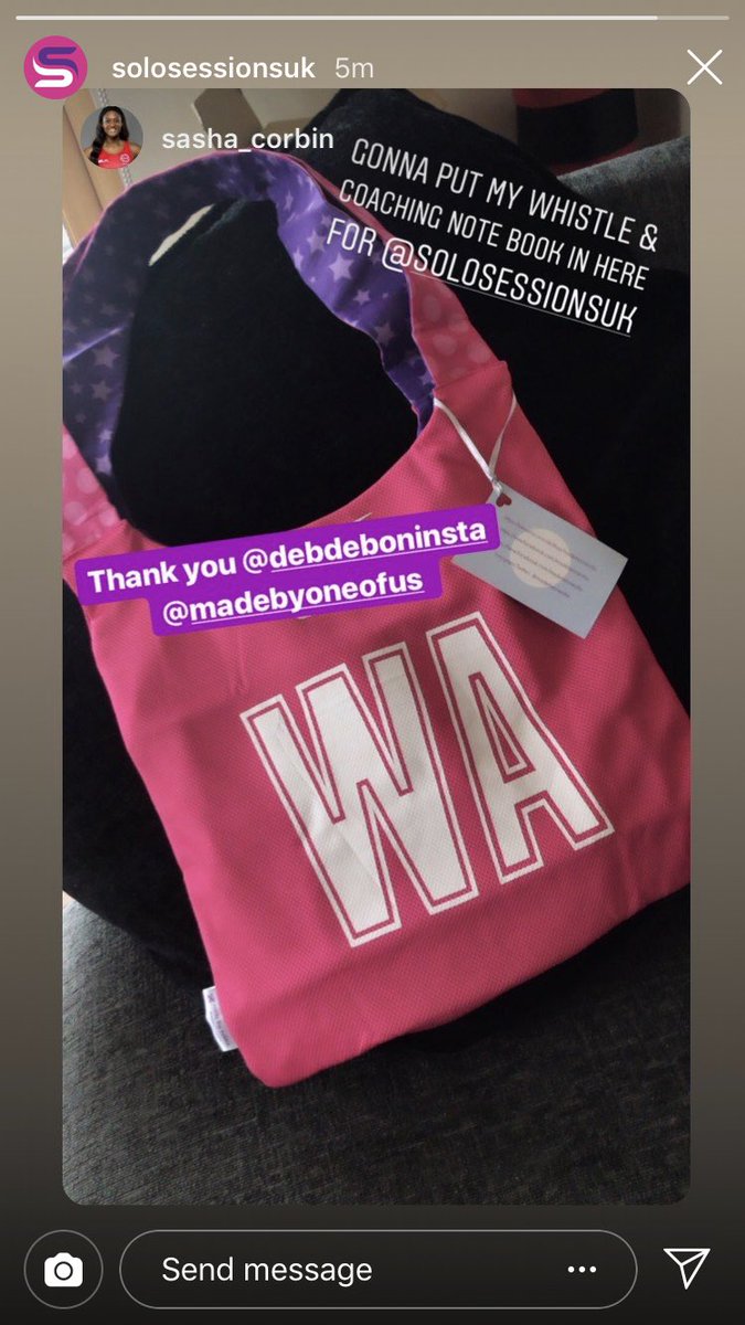 TinkabyCrafts's tweet image. I loved making this @SoloSessionsUK colour combination for the amazing @Sasha_Corbin! 🏐💕💜 @GilbertNetball #netball #netballbib #bag #totebag #gilbert #gilbertnetball #sew #sewing #crafty #craft #fabric #homemade #handmade #handmadeuk #localcrafts #madebyus