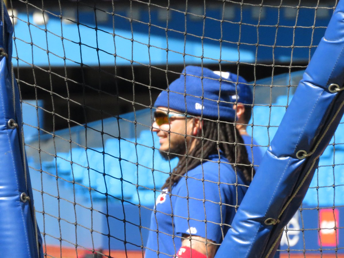 biggles14's tweet photo. Freddy Galvis #BlueJays #OnfieldBp https://t.co/9Rh7xIUAOX
