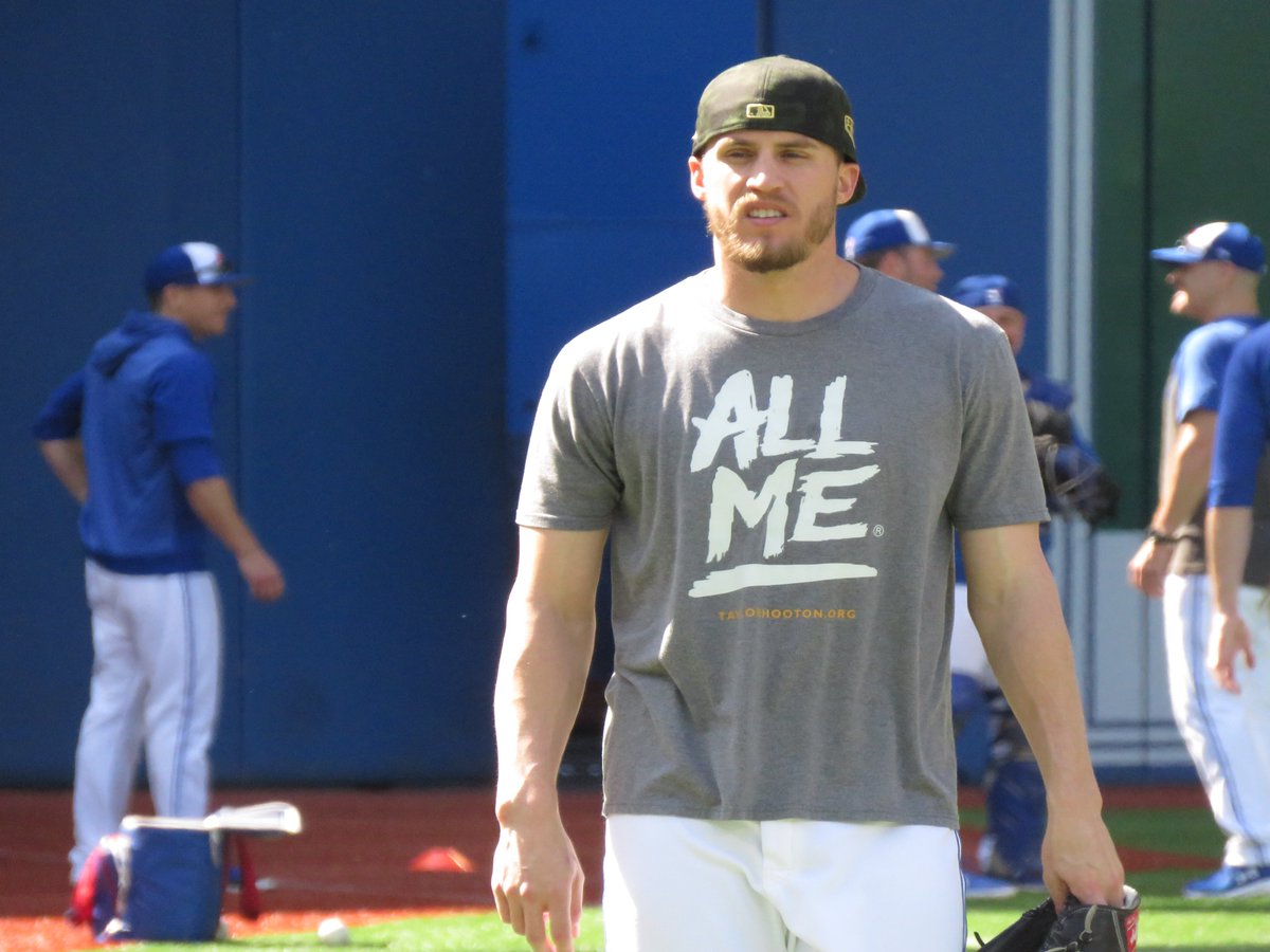 biggles14's tweet photo. Kenny G. #BlueJays #onfieldBP https://t.co/P2EvAC7UJ5