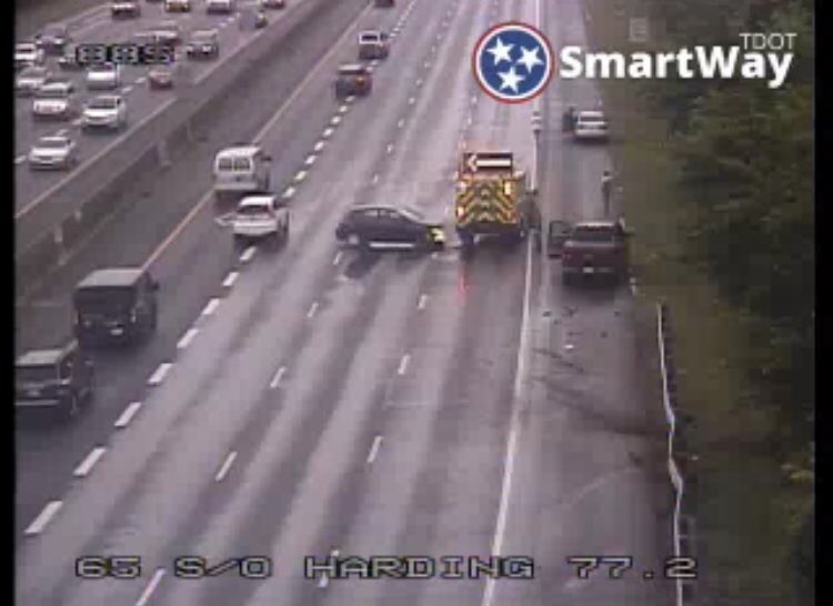 LindsNance's tweet image. CRIEVE HALL: Right lanes blocked on I-65 SB. Take Franklin Pike instead @WSMV #4WARN #traffic